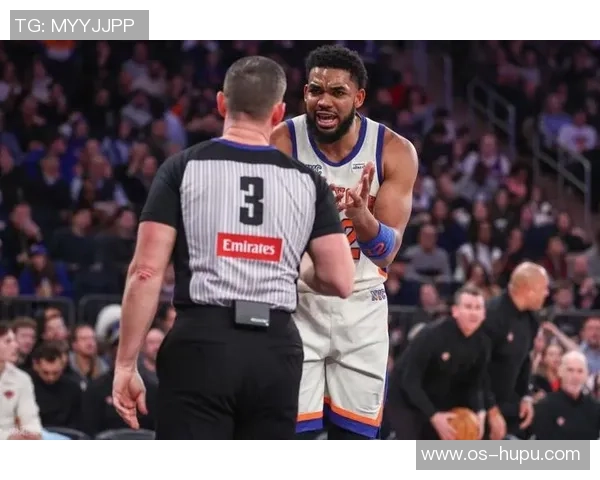 尼克斯与鹈鹕激战正酣腾讯直播全程呈现精彩瞬间